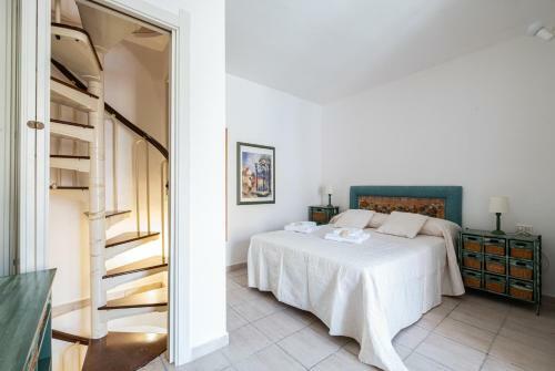 Apartamento ?????la Perla Rosa Nel Centro Storico A Carloforte