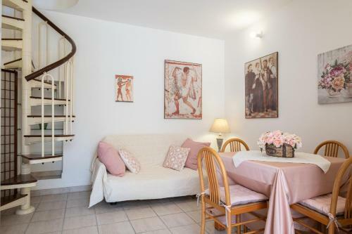 Apartamento ?????la Perla Rosa Nel Centro Storico A Carloforte
