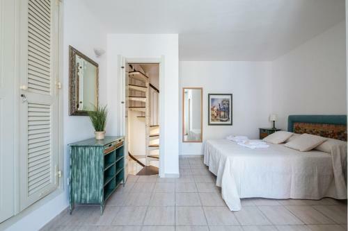 Apartamento ?????la Perla Rosa Nel Centro Storico A Carloforte