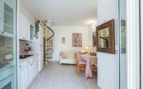 Apartamento ?????la Perla Rosa Nel Centro Storico A Carloforte