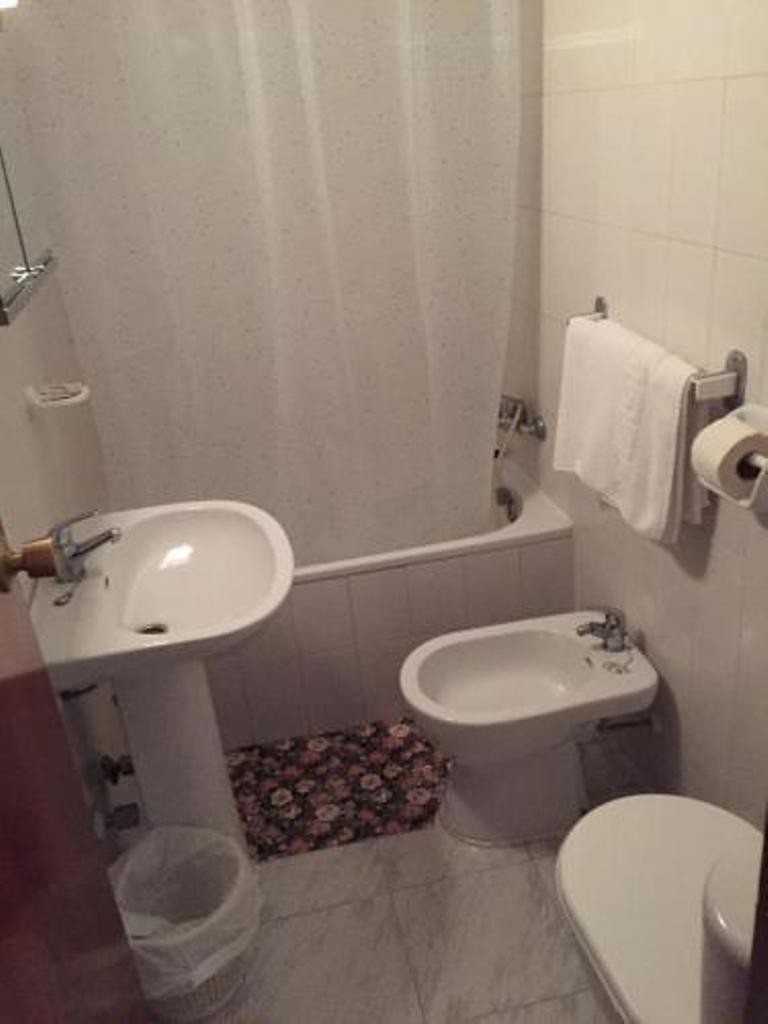 Hostal Pension La Linea