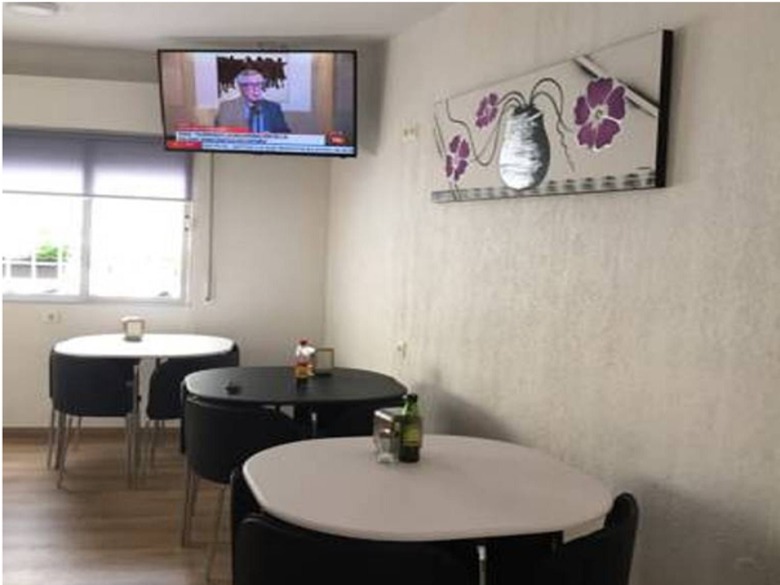 Hostal Pension La Linea