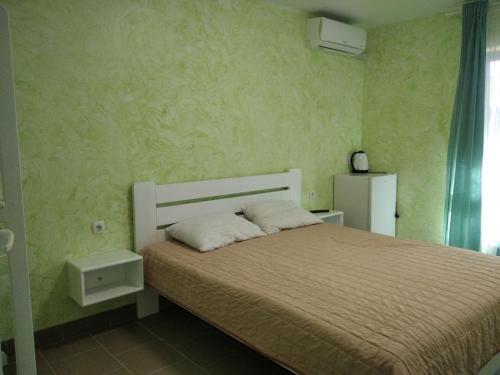 Hotel ??????
