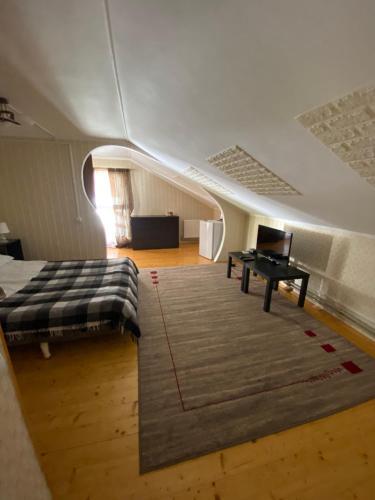 Hotel ????