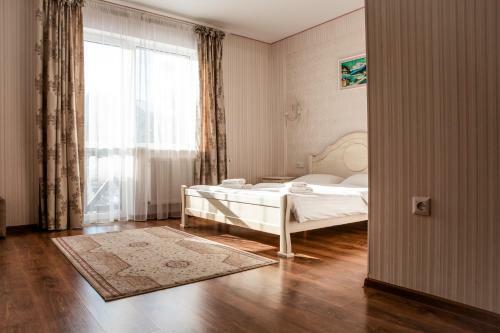 Hotel Pid Strihoju