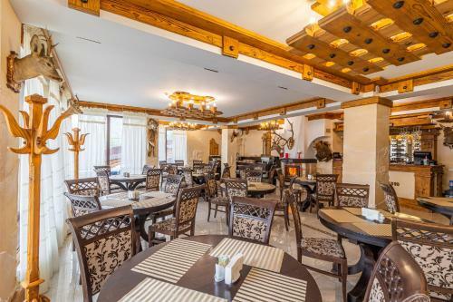Hotel Pid Strihoju