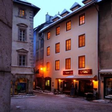 Apartamento T2 Au C?ur Du Centre Historique de Brian�on #3