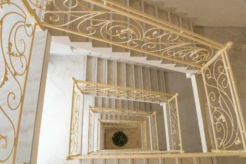 Hotel Gold Palace
