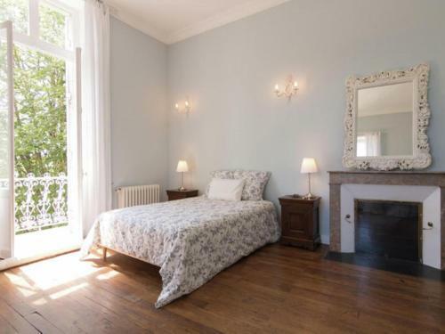 Le Petit Chateau