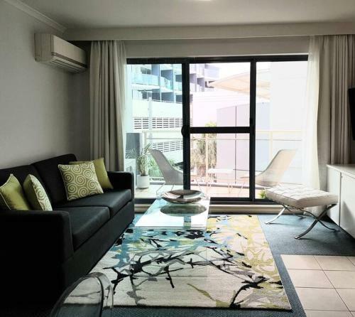 Stylish 1 Bedroom Apartment - Oaks Waterfront Resort