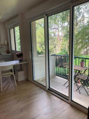 Apartamento Appart 2 Pi�ces � 3 Min Du Rer Avec Parking Priv�