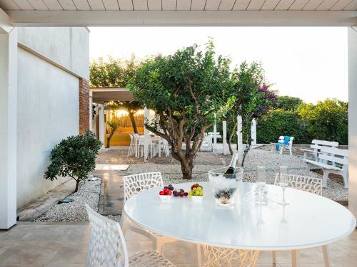 Beautiful Villa In Pachino With Private Terrace
