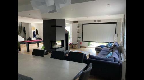 Villa Maison Familiale Piscine, Trampoline Et +