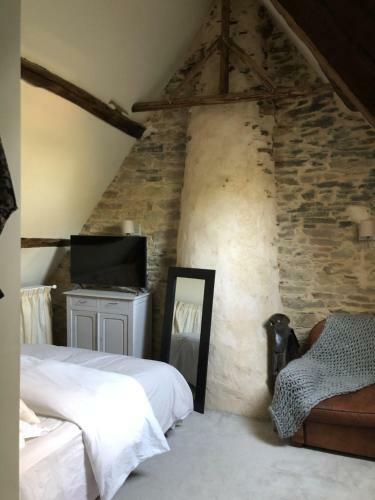 Charmante Chaumi�re Au Coeur de La Bri�re