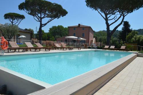 Apartamento Le Bozze "casa Olivo"con Piscina, Wi-fi