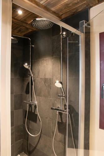 G�te de L'h�tel Dieu, 2 � 6 Personnes