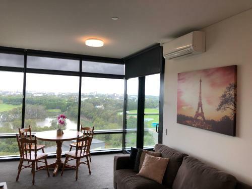 Parkview Modern Apartment W Parking @ Olympic Park