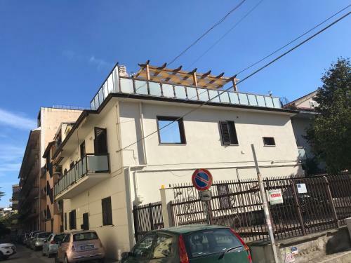 Apartamento Mansarda Con Terrazzo Arredato