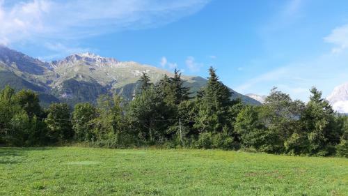 Casa Ai Piedi Del Monte Camicia