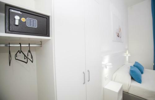 Hostal Mediterranean Rooms