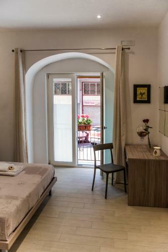 Hostal Lungomare Rooms