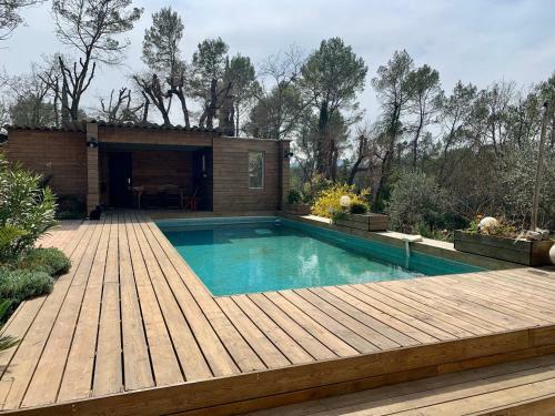 Bed & Breakfast La Salamandre En Provence