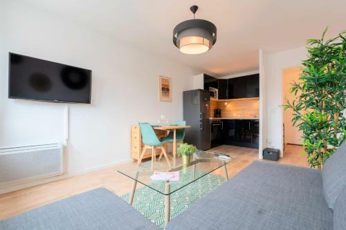 Lille Hypercentre - Beautiful Spacious And Functional Apartment Parking