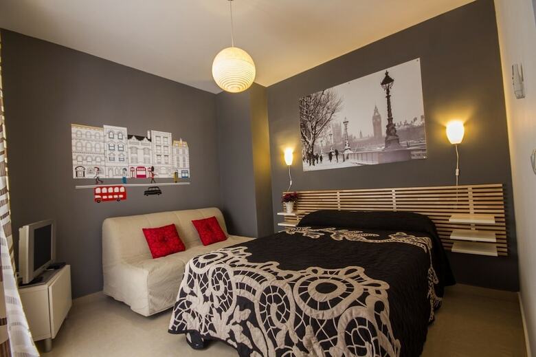 Apartamentos El Templo Suites