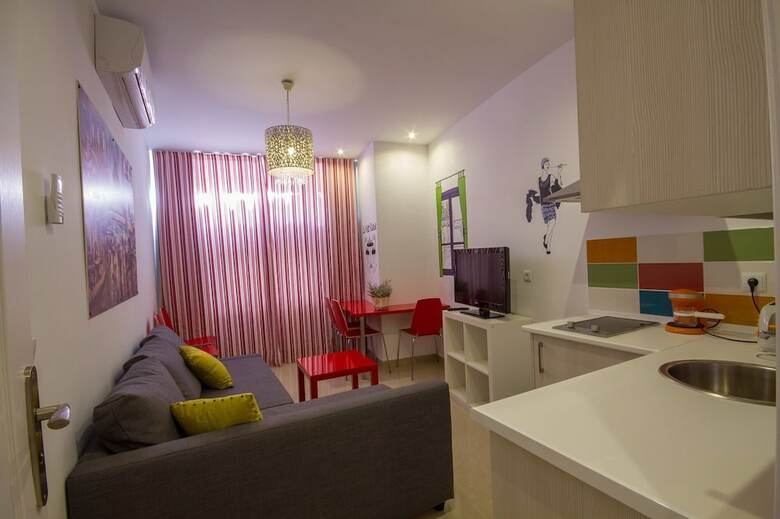 Apartamentos El Templo Suites