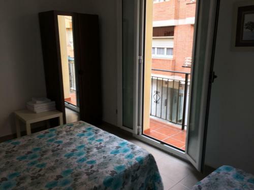Apartamentos Turisticos Sant Boi