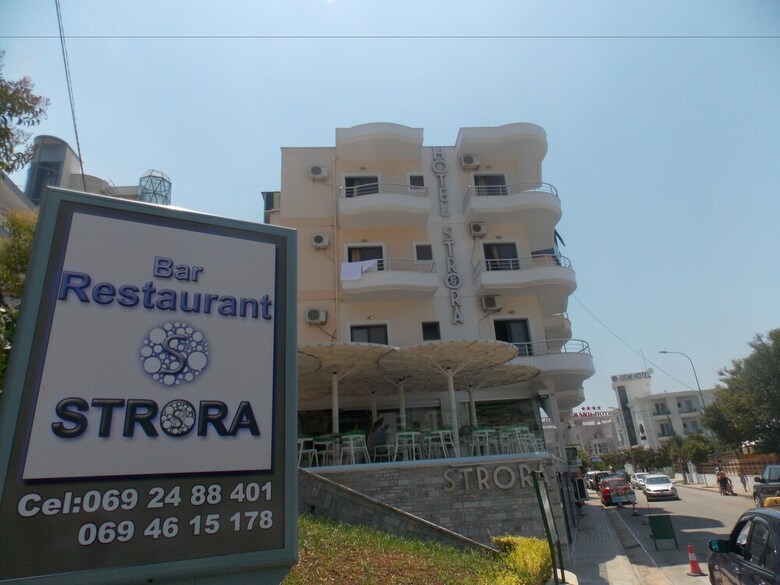 Hotel Strora