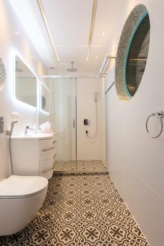 Royal De Luxe Apartment