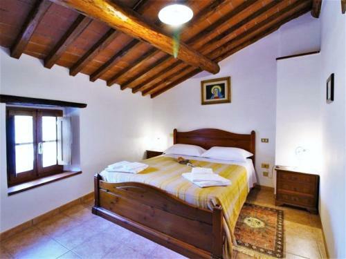 Charming Holiday Home In Castiglion Fiorentino With Pool