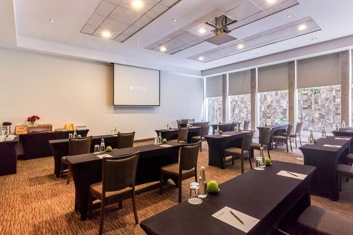 Hotel Pullman Lima San Isidro