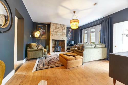 Host & Stay - Percy Cottage