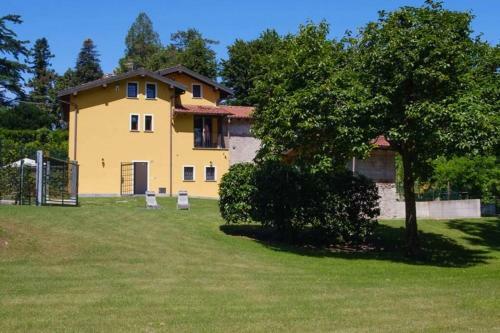 La Costa 2 - Villa Nearby The Lake