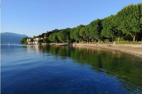 La Costa 2 - Villa Nearby The Lake