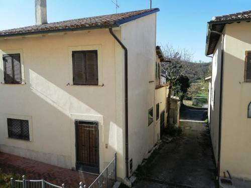 Apartamento Albergo Diffuso Millepapaverirossi Casa Irma