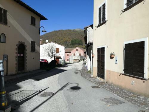 Apartamento Albergo Diffuso Millepapaverirossi Casa Irma