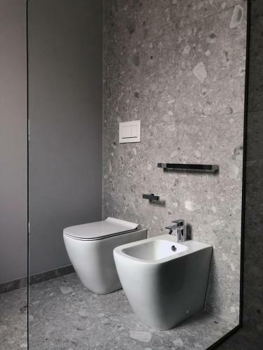 Hostal Whiterooms