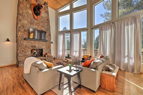 Cabin In Munds Park On Pinewood Golf Course!