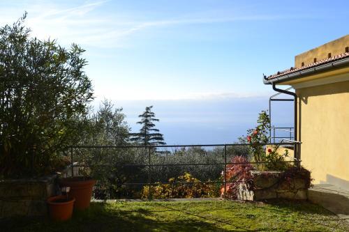 Chesapeake House Chiavari
