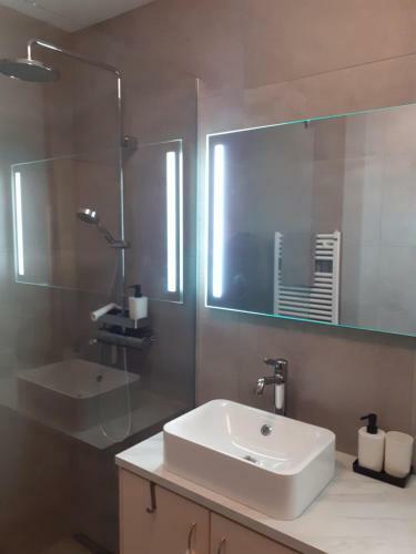 A Beautiful 2 Bedroom Apartment In Akureyri