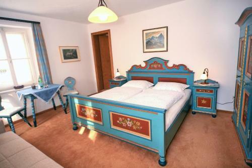 Hostal Villa Egger