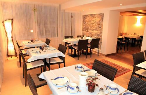 Hostal Villa Egger