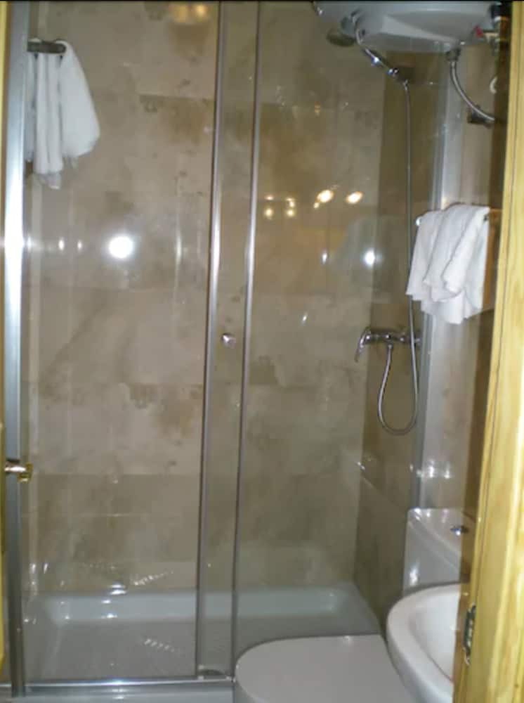 Hostal Moncloa