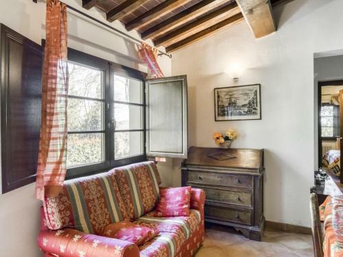 Elegant Holiday Home In A Citerna With Swimming Pool