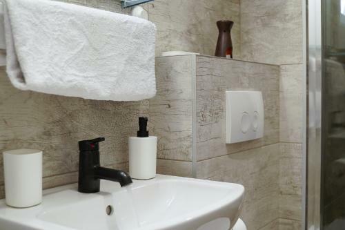 Apartamento Victor - Adorable Studio With Terrace+free Parking
