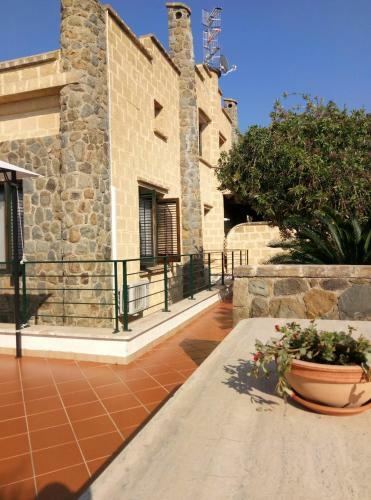 Seaside Villa In Residence With Pool Beaches And Large Terrace