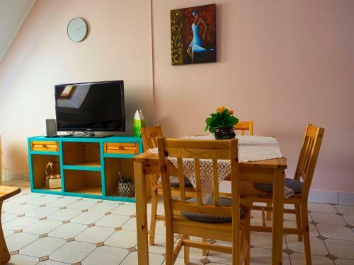 Iring� Apartman
